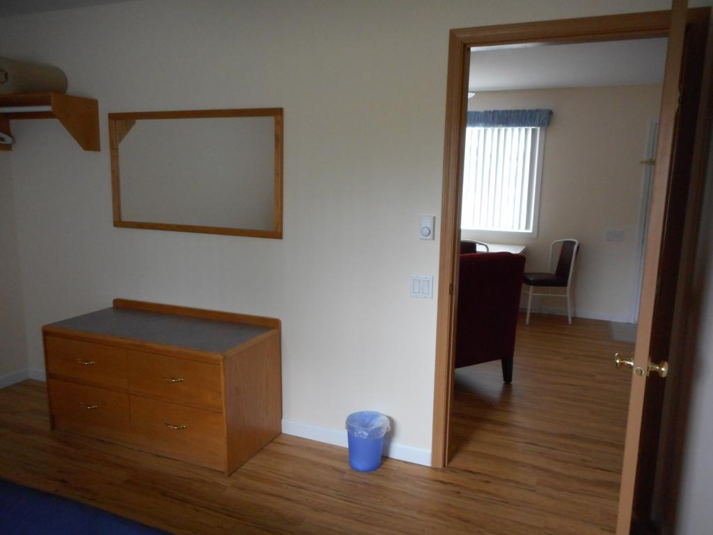 Blue River Motel Екстер'єр фото