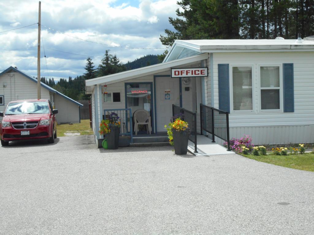Blue River Motel Екстер'єр фото