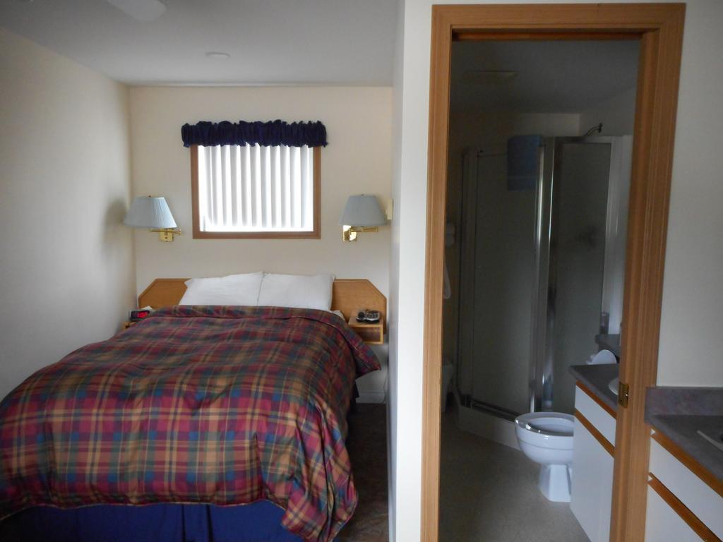 Blue River Motel Екстер'єр фото